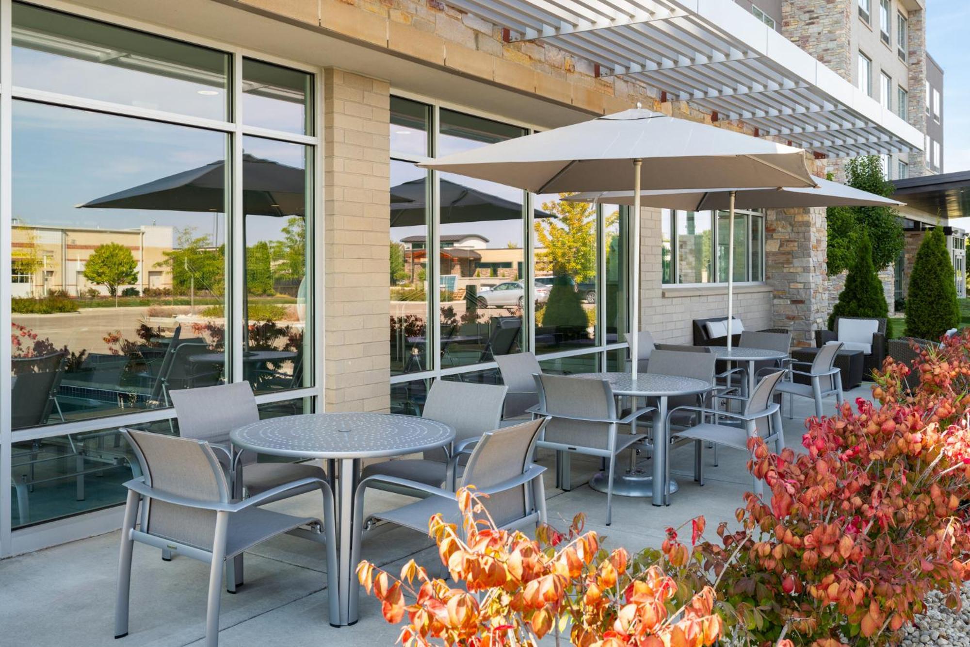 Holiday Inn Express & Suites - Madison West - Middleton By Ihg Екстер'єр фото