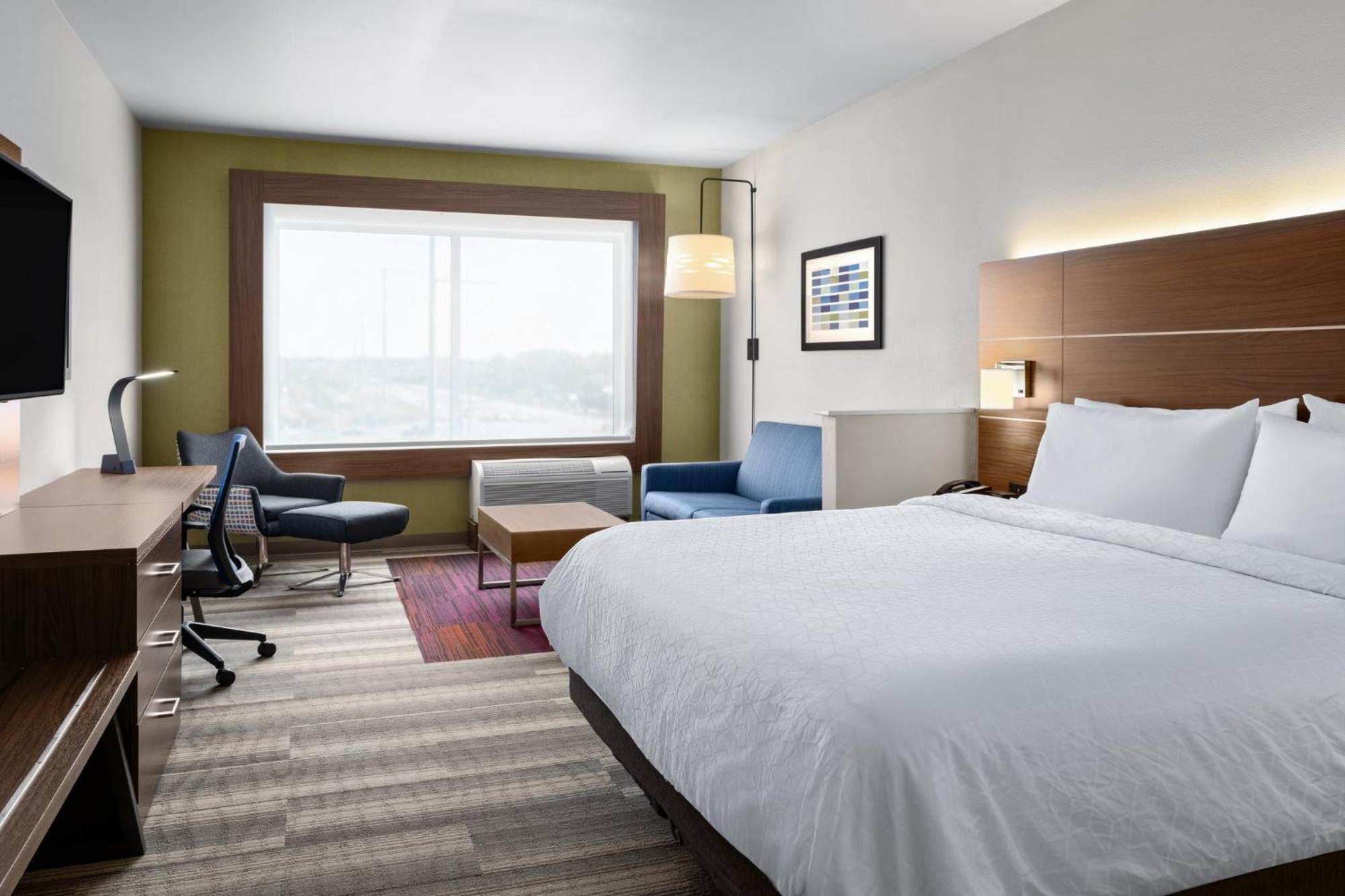 Holiday Inn Express & Suites - Madison West - Middleton By Ihg Екстер'єр фото